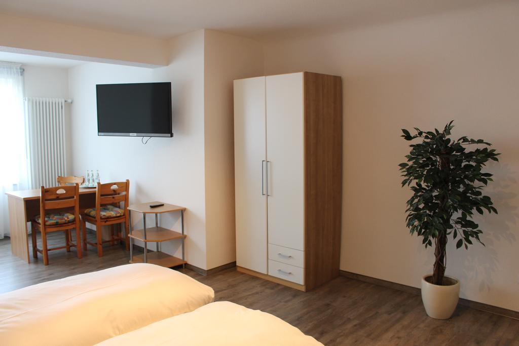 Pension Brunnenhof Рьотген Екстериор снимка